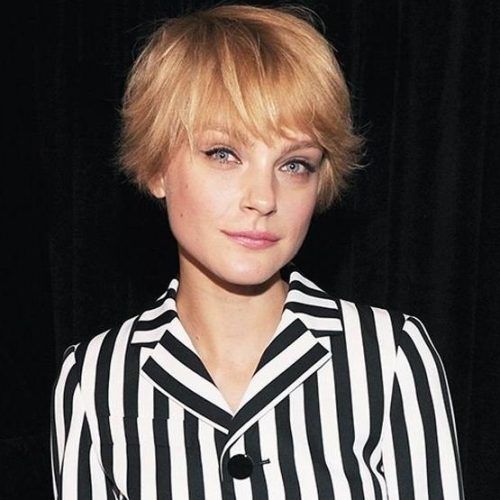 Short Hairstyles For Fine Hair And Long Face (Photo 10 of 20)
