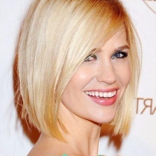 Short Hairstyles For Petite Faces (Photo 5 of 20)