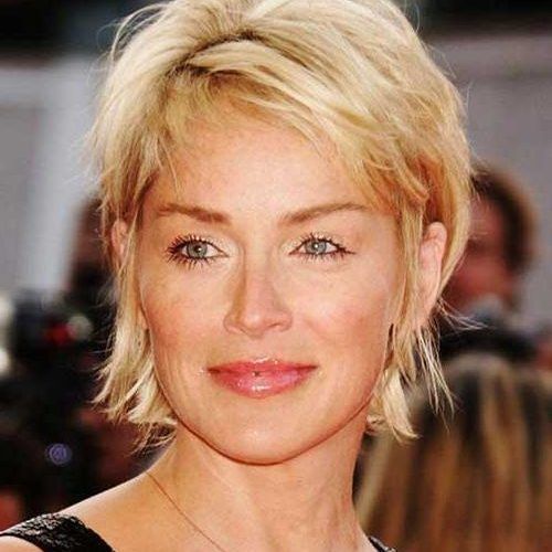 Short Haircuts For Women Over 40 (Photo 4 of 20)