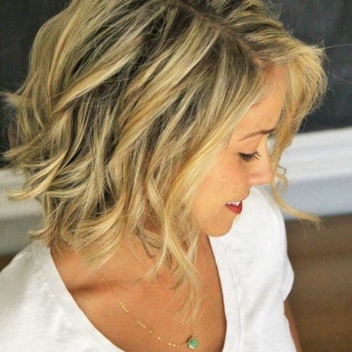 Simple Short Hairstyles With Scrunched Curls (Photo 12 of 20)