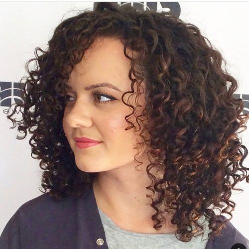 Curly Medium Hairstyles For Oval Faces (Photo 3 of 20)
