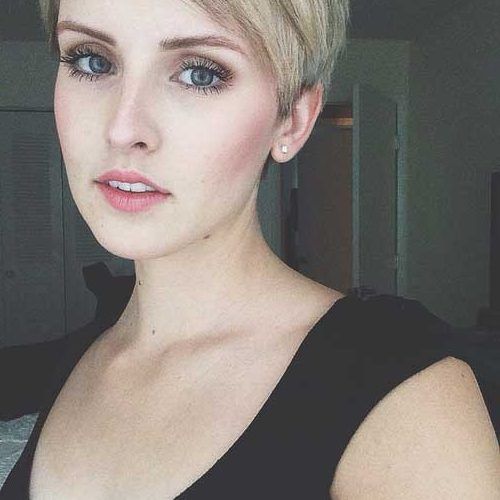 Sexy Long Pixie Hairstyles With Babylights (Photo 2 of 20)
