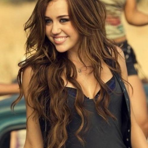 Miley Cyrus Long Hairstyles (Photo 7 of 15)