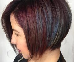 2024 Popular Classic Layered Bob Hairstyles for Thick Hair