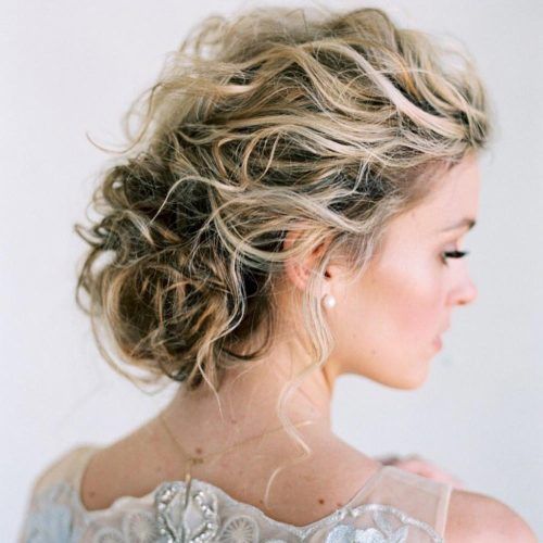 Loose Curls Hairstyles For Wedding (Photo 14 of 20)