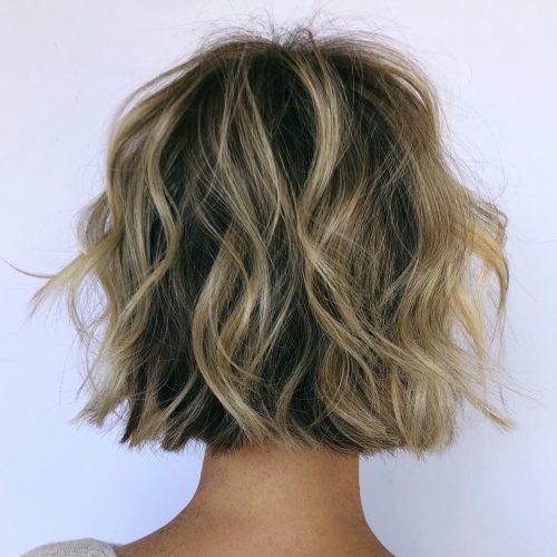 Short Bob Hairstyles With Textured Waves (Photo 19 of 20)
