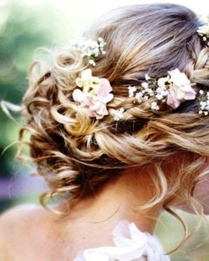 2024 Latest Wedding Hairstyles for Medium Length Hair with Flowers