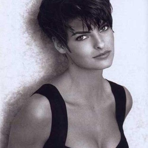 Ladies Short Hairstyles For Thick Hair (Photo 10 of 15)