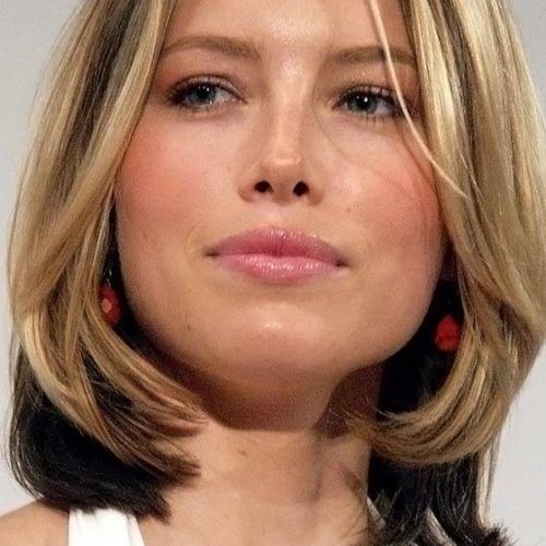 Medium Hairstyles For Long Faces (Photo 4 of 15)
