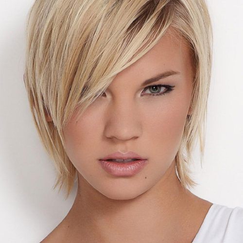 Layered Short Hairstyles For Round Faces (Photo 16 of 20)