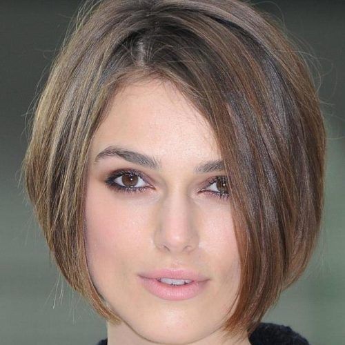 Short Hairstyle For Women With Oval Face (Photo 6 of 15)