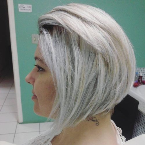Short Silver Blonde Bob Hairstyles (Photo 15 of 20)
