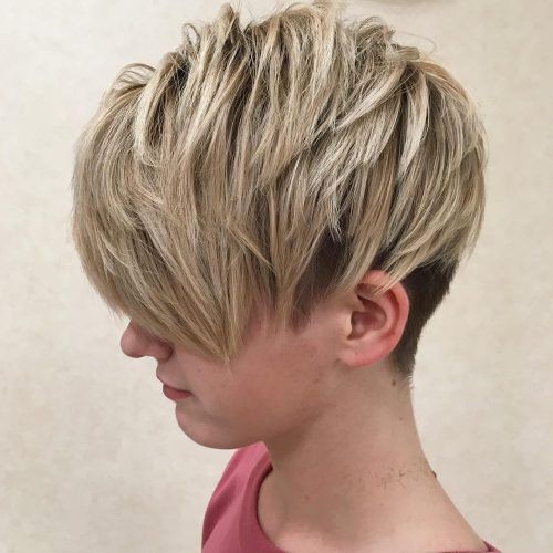 Choppy Side-Parted Pixie Bob Hairstyles (Photo 12 of 20)