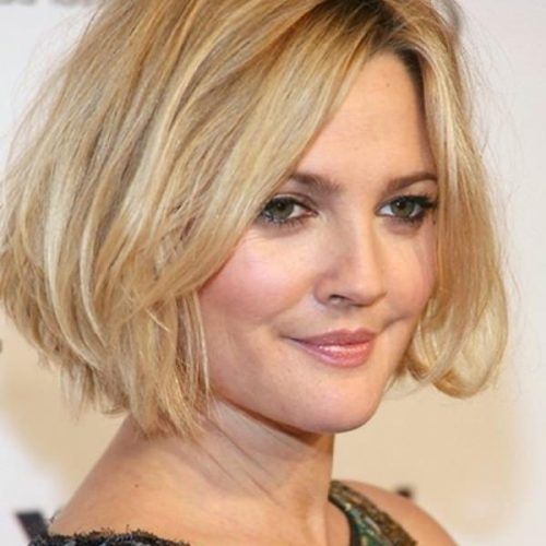 Short Haircuts For Big Round Face (Photo 13 of 20)