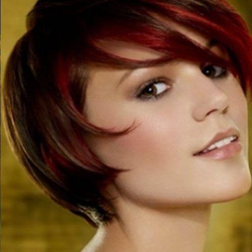 Short Haircuts To Look Younger (Photo 4 of 20)