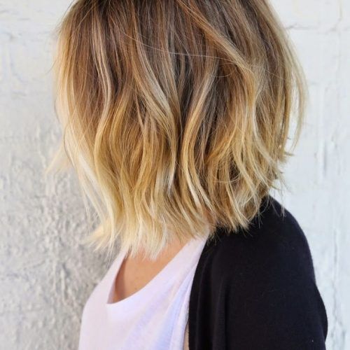 Curly Highlighted Blonde Bob Hairstyles (Photo 3 of 20)