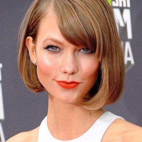 Short Haircuts To Make You Look Younger (Photo 12 of 20)