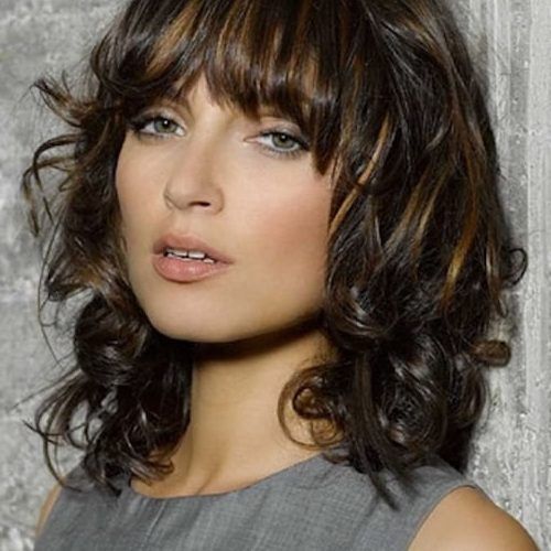 Long Wavy Hairstyles With Bangs Style (Photo 17 of 20)