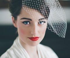 15 Photos Retro Wedding Hairstyles