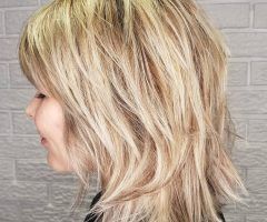 20 Photos Shag Haircuts with Blunt Ends and Angled Layers