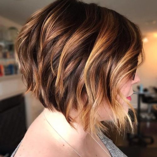 Piece-Y Golden Bob Hairstyles With Silver Highlights (Photo 2 of 20)
