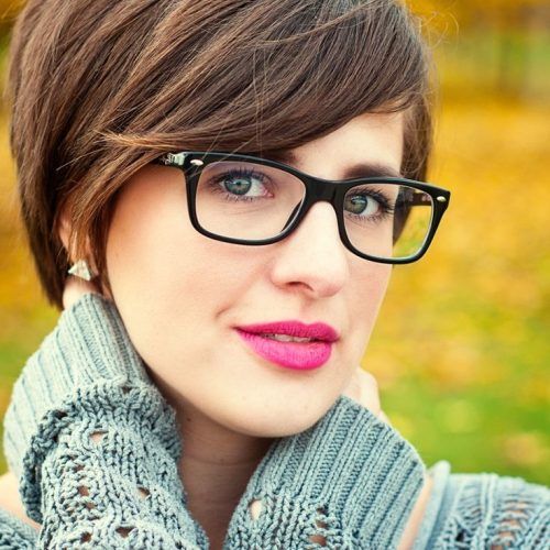 Medium Haircuts For Women Who Wear Glasses (Photo 2 of 20)
