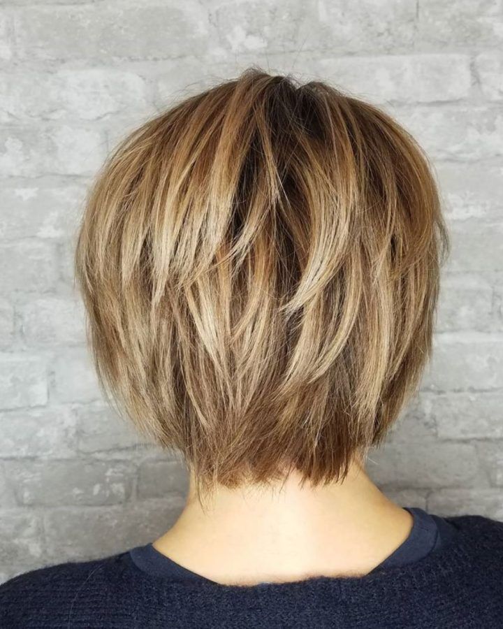 20 Collection of Golden-bronde Bob Hairstyles with Piecey Layers