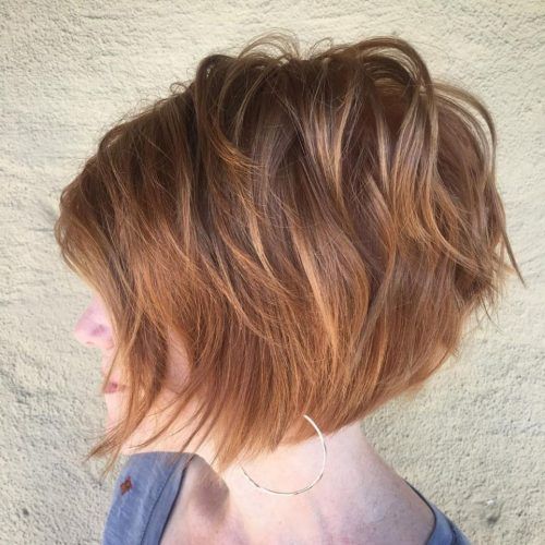 Inverted Caramel Bob Hairstyles With Wavy Layers (Photo 4 of 20)