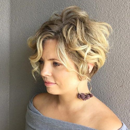 Messy Curly Blonde Pixie Bob Haircuts (Photo 1 of 20)