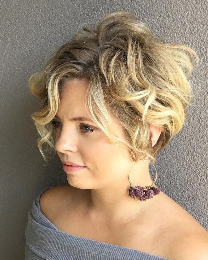 2024 Latest Messy Curly Blonde Pixie Bob Haircuts