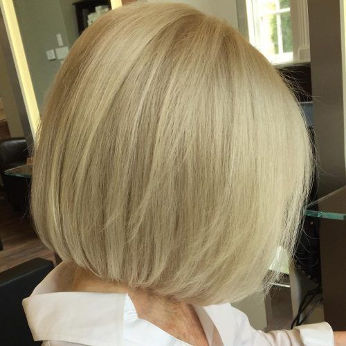 Shoulder-Grazing Flared Blonde Shag Haircuts (Photo 11 of 20)