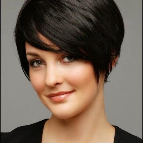 Short Hair Cuts For Women With Round Faces (Photo 3 of 15)