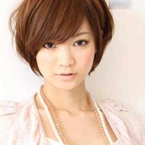 Womens Short Haircuts For Round Faces (Photo 16 of 20)