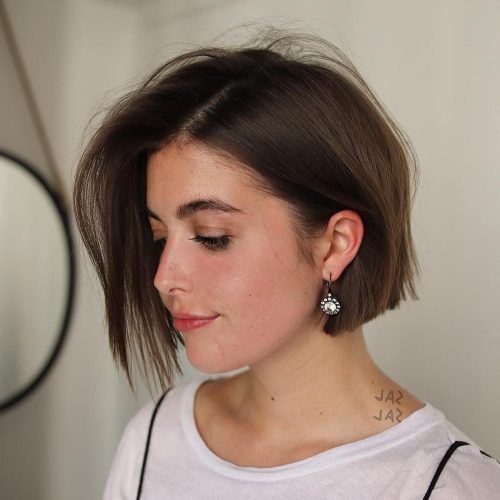 Jaw Length Short Bob Hairstyles For Fine Hair (Photo 15 of 20)