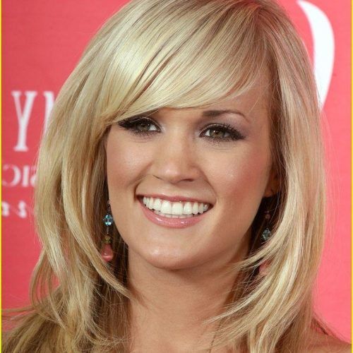 Carrie Underwood Short Haircuts (Photo 18 of 20)