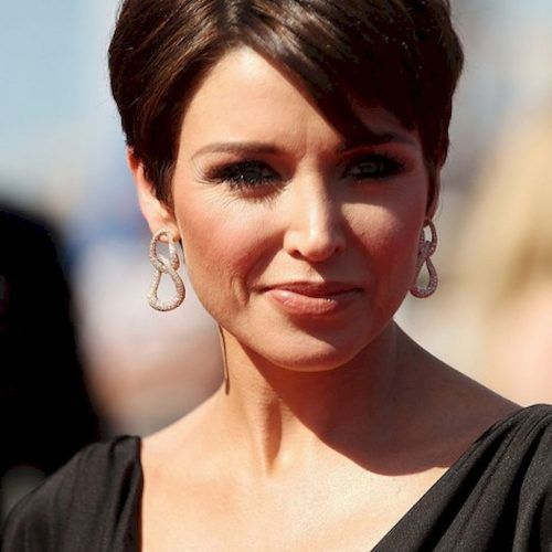 Short And Classy Haircuts For Thick Hair (Photo 17 of 20)