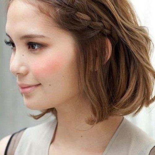 Cute Hairstyles With Short Hair (Photo 14 of 15)