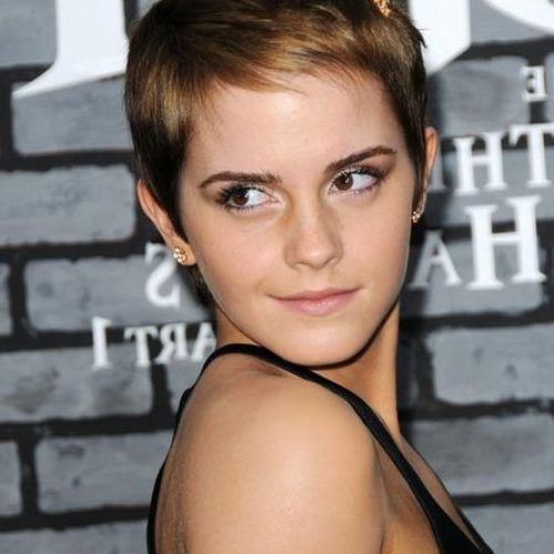 Pixie Haircuts Without Bangs (Photo 19 of 20)