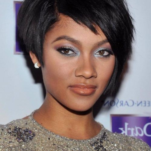 Short Hairstyles For Round Faces Black Hair (Photo 9 of 20)
