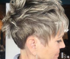 20 Inspirations Messy Salt and Pepper Pixie Hairstyles