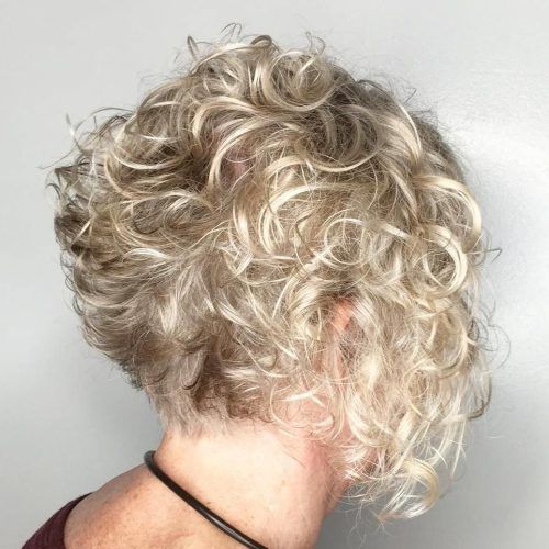 Short Ruffled Hairstyles With Blonde Highlights (Photo 17 of 20)