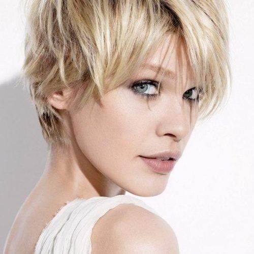 Short Hairstyles Covering Ears (Photo 3 of 20)