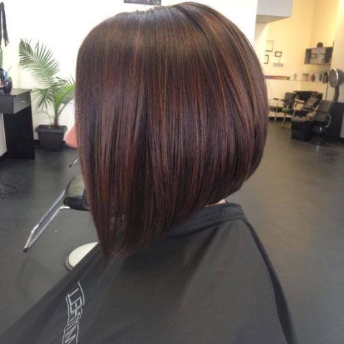 Classic Inverted Bob Hairstyles (Photo 13 of 15)