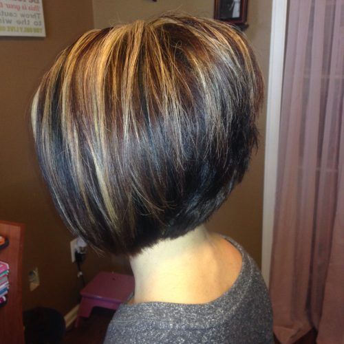 Stacked Bob Hairstyles With Highlights (Photo 12 of 20)