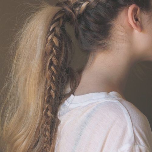 Pretty Messy Pony Hairstyles With Braided Section (Photo 4 of 20)