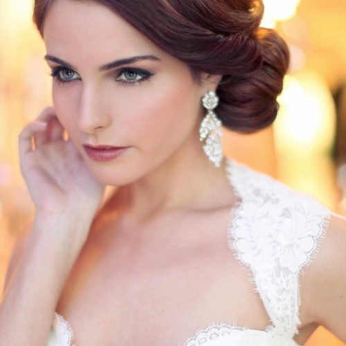 Wedding Hairstyles For Round Face (Photo 11 of 15)