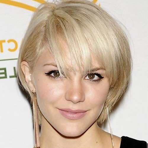 Short Hairstyles With Bangs And Layers (Photo 3 of 20)