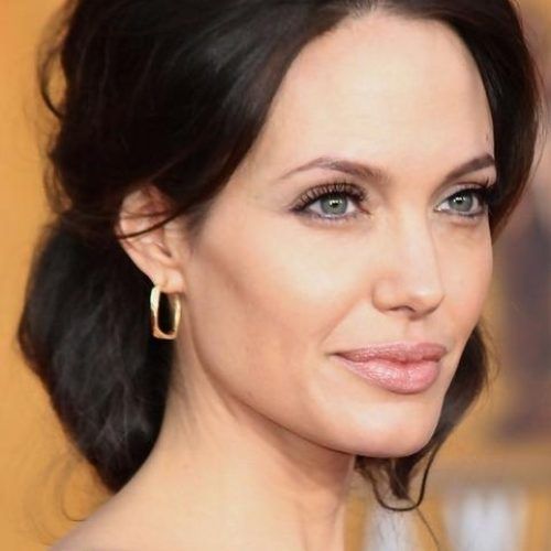 Angelina Jolie Short Hairstyles (Photo 6 of 20)
