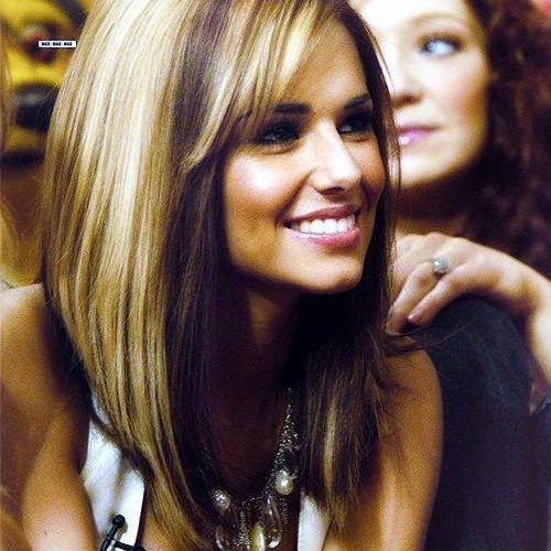 Long Bob Hairstyles For Round Face (Photo 7 of 15)