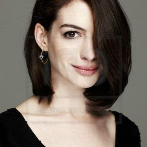 Anne Hathaway Medium Haircuts (Photo 14 of 20)
